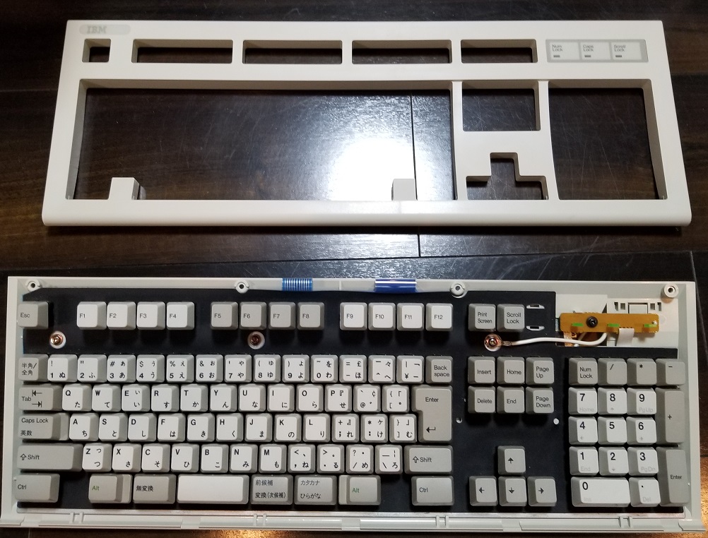 5576-A01（IBMのバックリングスプリングキーボード）を入手したぞ